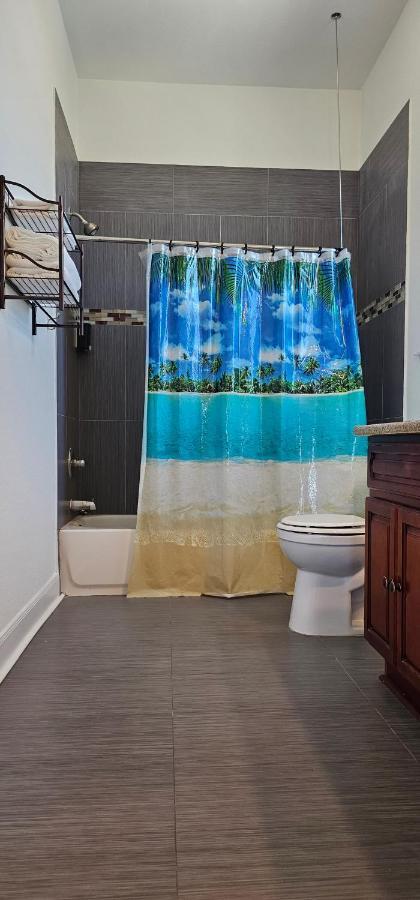 Private Beach -- Away From The Crowds - Ocean Views -Short Drive To Moody Gardens, Schlitter Bahn, Pleasure Pier Galveston Dış mekan fotoğraf