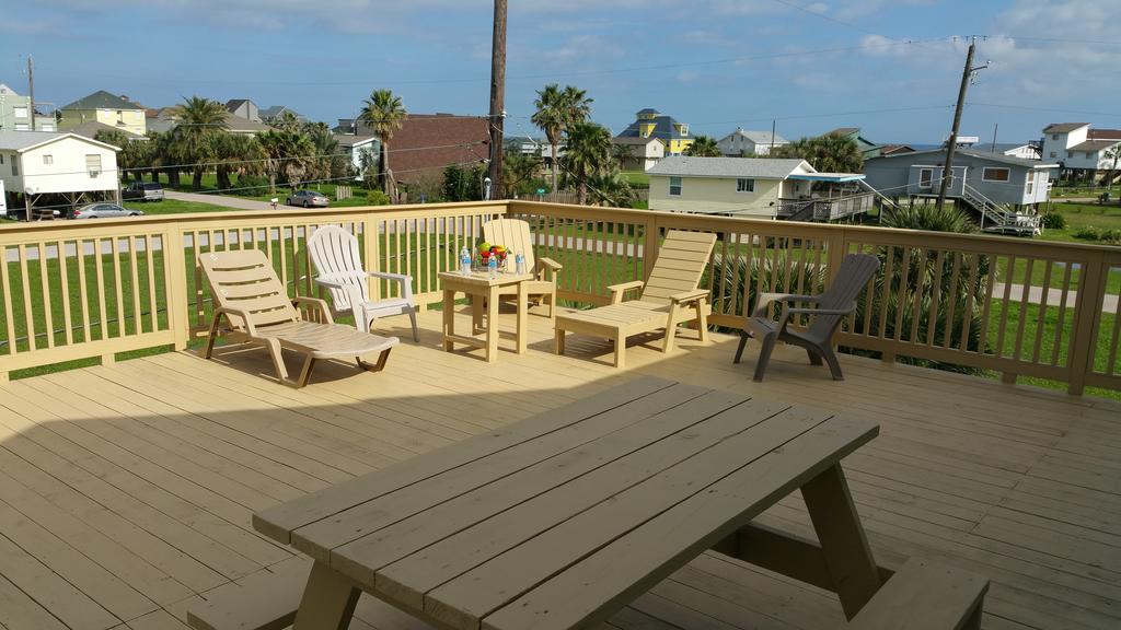 Private Beach -- Away From The Crowds - Ocean Views -Short Drive To Moody Gardens, Schlitter Bahn, Pleasure Pier Galveston Dış mekan fotoğraf